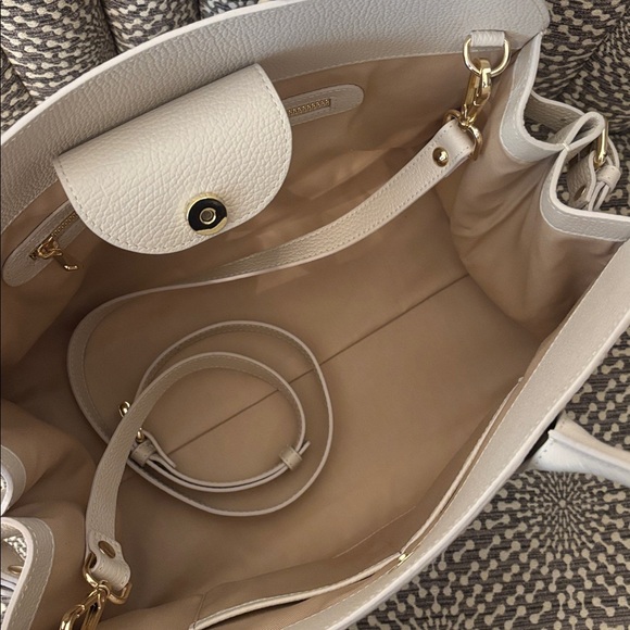 Claudia Firenze Off White Cream Leather XL Tote Bag - Picture 3 of 15